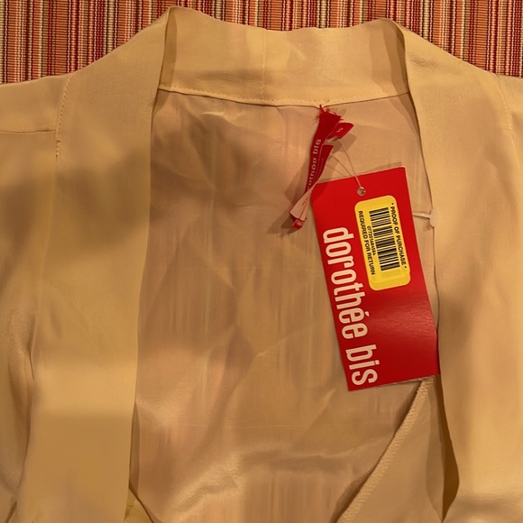 Top - Picture 2 of 6